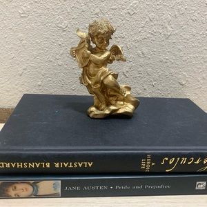 Gold Toned Angel Decor Figurine!